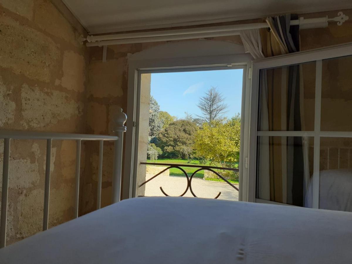 Отель Domaine Du Chauvet Sainte-Eulalie  Экстерьер фото
